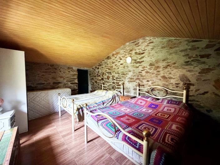 Image No.38-2 Bed Farmhouse for sale