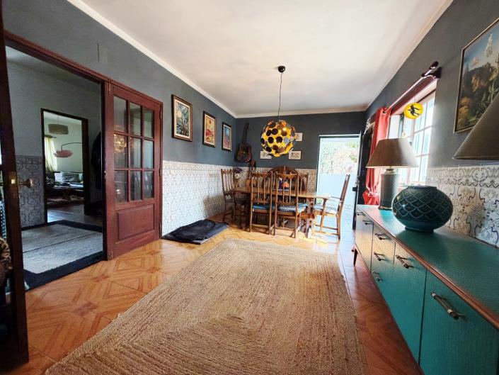 Image No.11-6 Bed House for sale