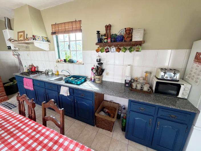Image No.14-6 Bed House for sale