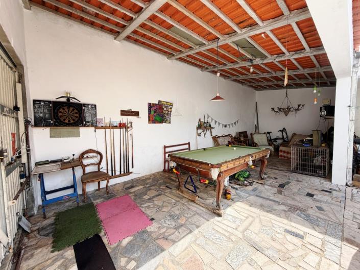 Image No.27-6 Bed House for sale