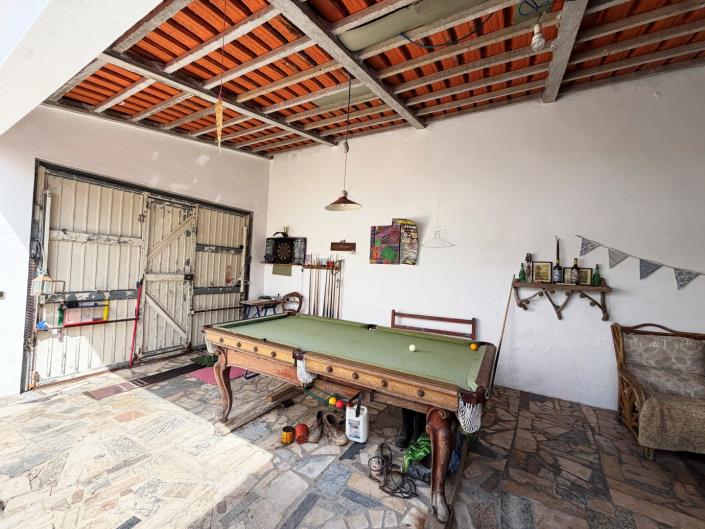 Image No.28-6 Bed House for sale