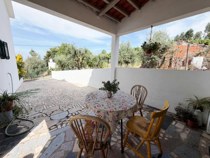Image No.31-6 Bed House for sale