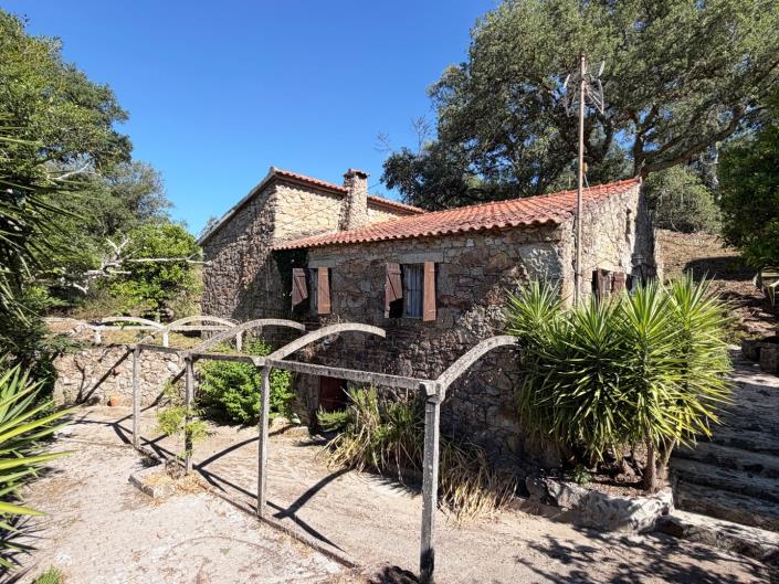 Image No.5-2 Bed Country Property for sale