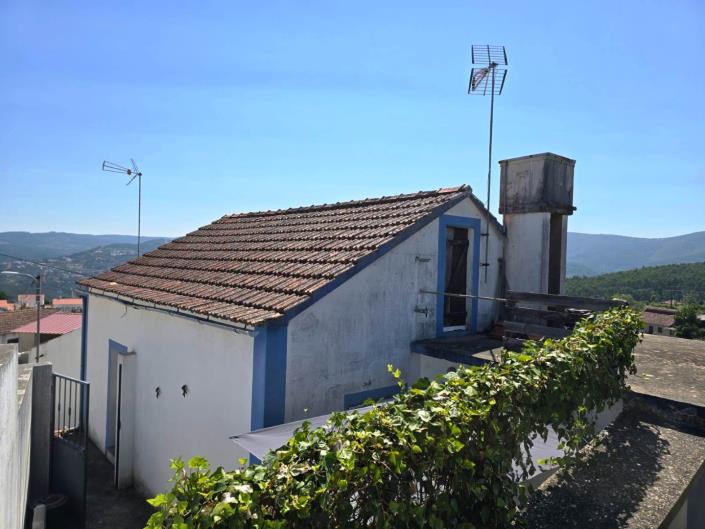 Image No.5-3 Bed House for sale