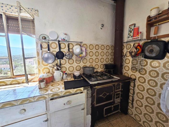 Image No.14-3 Bed House for sale