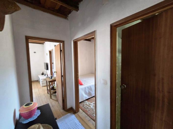 Image No.18-3 Bed House for sale