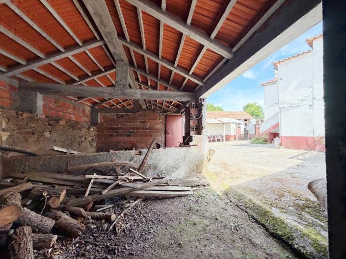 Image No.38-3 Bed Farmhouse for sale