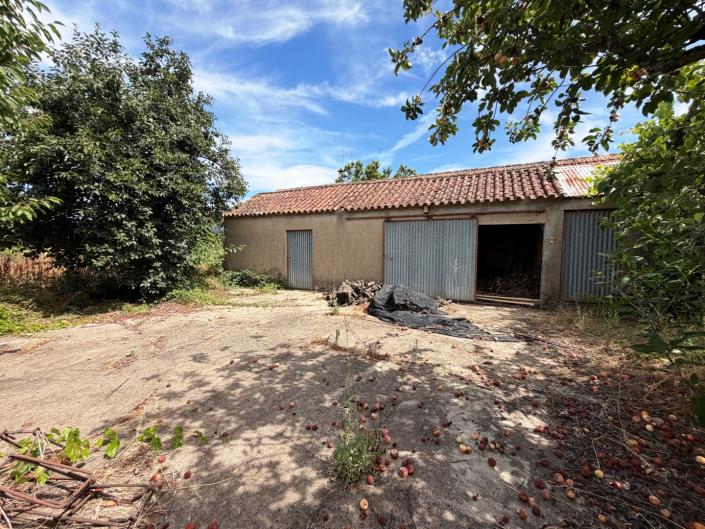Image No.49-3 Bed Farmhouse for sale