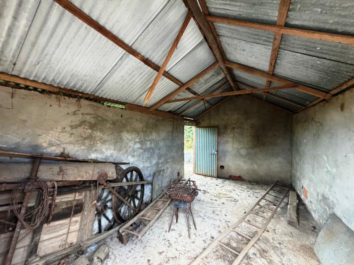 Image No.52-3 Bed Farmhouse for sale