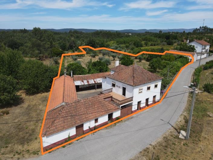 Image No.55-3 Bed Farmhouse for sale