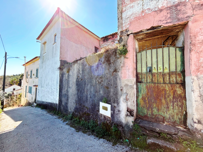 Image No.5-4 Bed Village House for sale