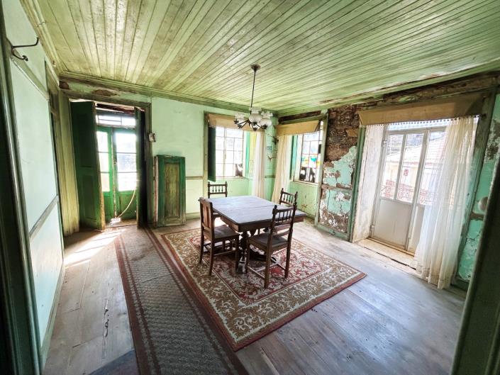 Image No.18-4 Bed Village House for sale
