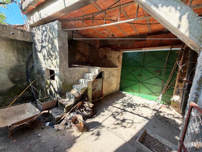 Image No.4-2 Bed House for sale