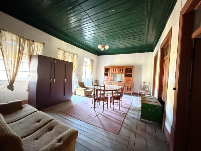 Image No.19-2 Bed House for sale