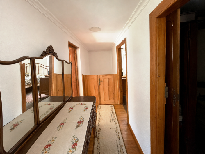 Image No.14-4 Bed Village House for sale