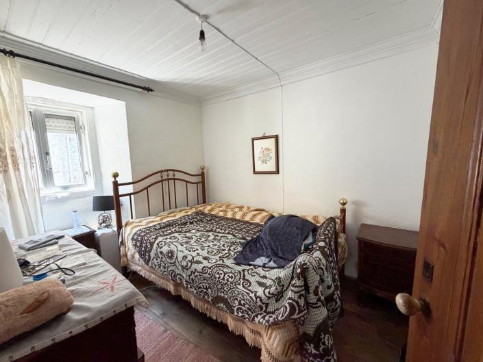 Image No.19-4 Bed Village House for sale