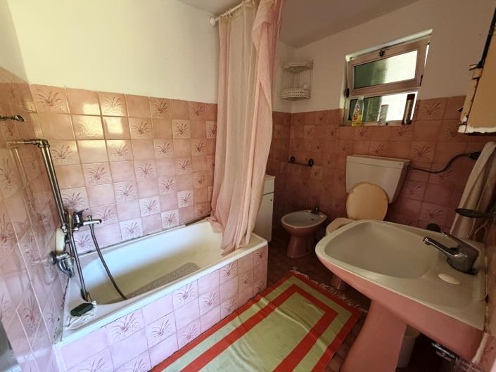 Image No.26-4 Bed Village House for sale
