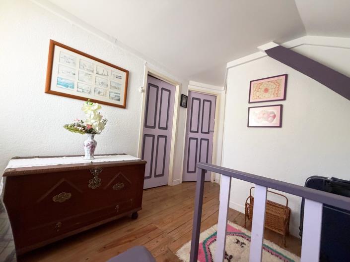 Image No.22-4 Bed House for sale