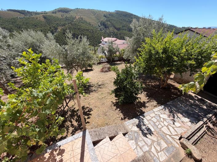 Image No.5-4 Bed Country House for sale
