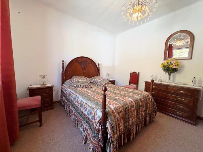 Image No.11-4 Bed Country House for sale