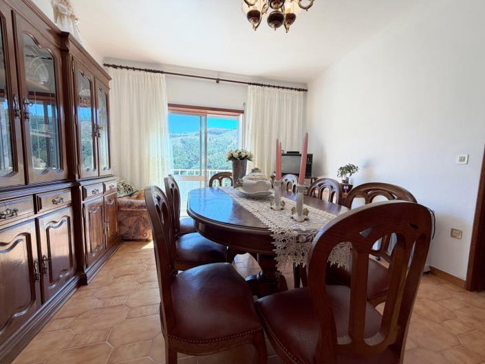 Image No.15-4 Bed Country House for sale