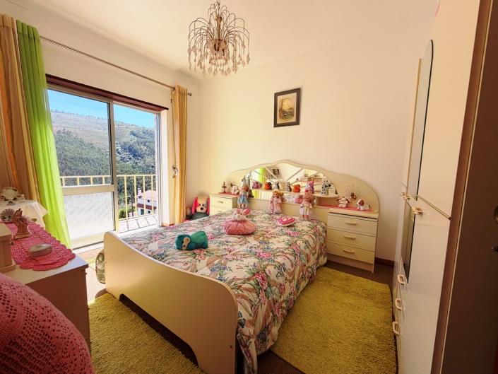 Image No.17-4 Bed Country House for sale