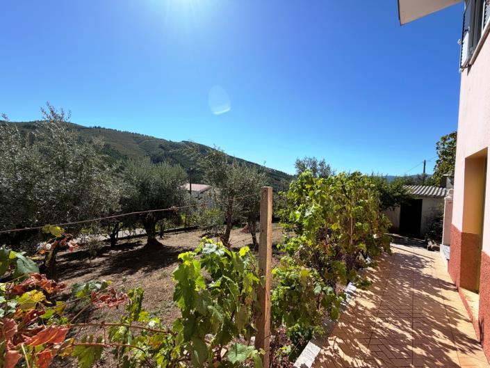 Image No.36-4 Bed Country House for sale