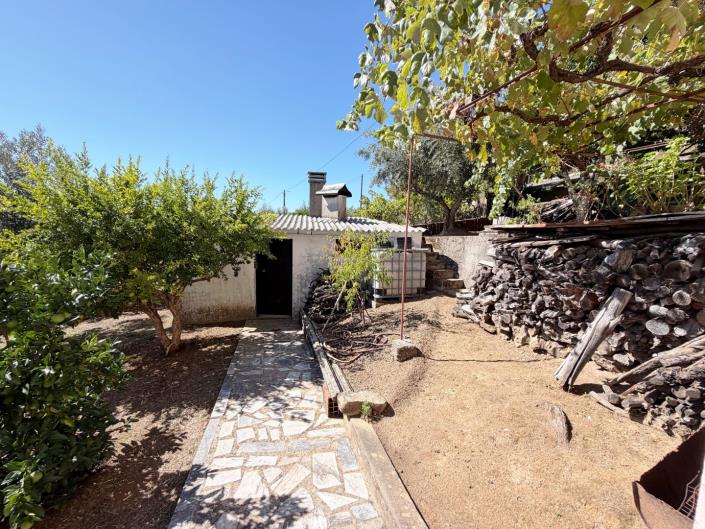 Image No.37-4 Bed Country House for sale