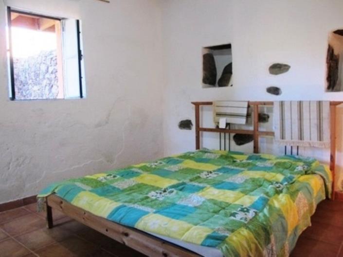 Image No.30-3 Bed House for sale