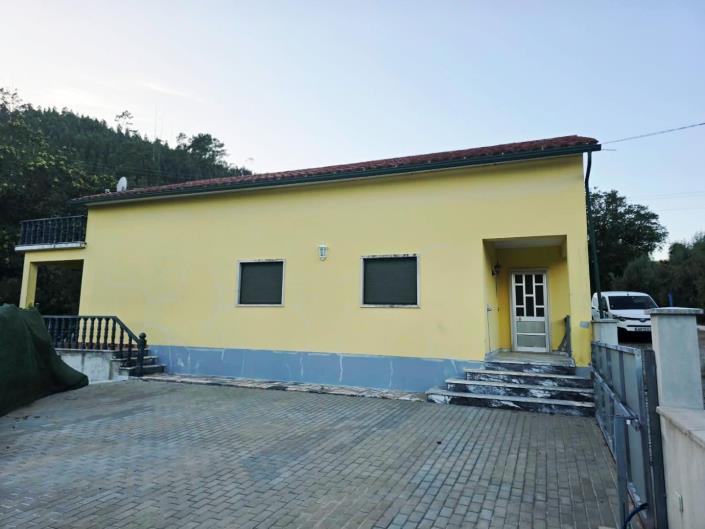 Image No.5-4 Bed House for sale