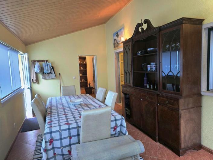 Image No.30-4 Bed House for sale