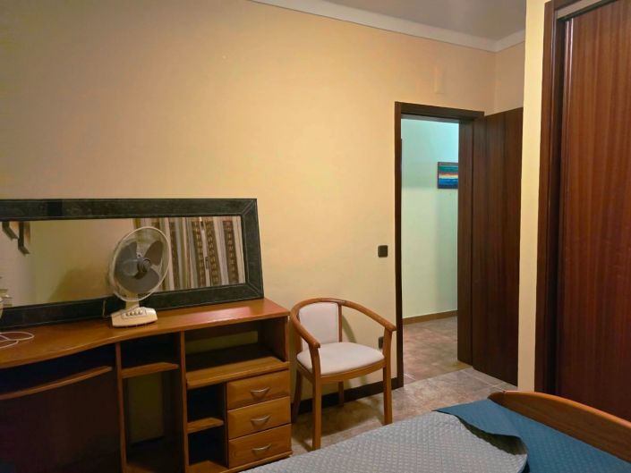 Image No.42-4 Bed House for sale