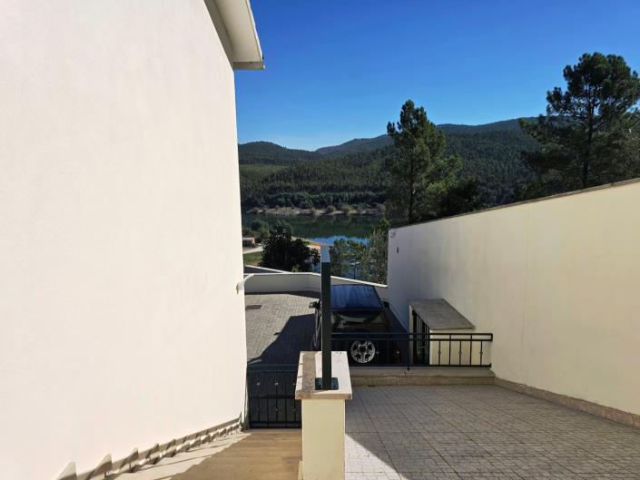 Image No.13-4 Bed House for sale