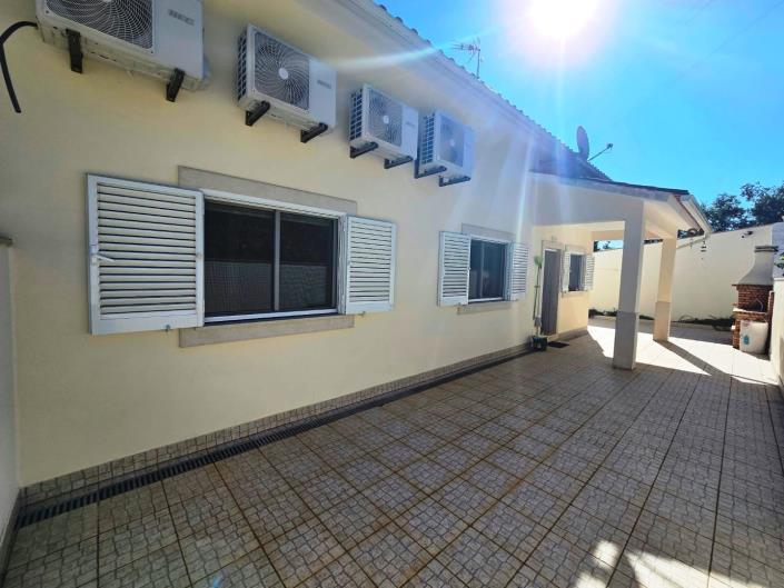 Image No.16-4 Bed House for sale