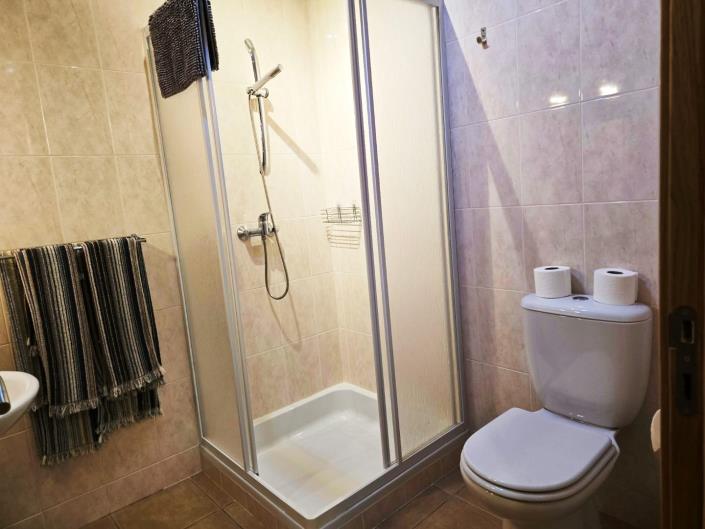 Image No.50-4 Bed House for sale