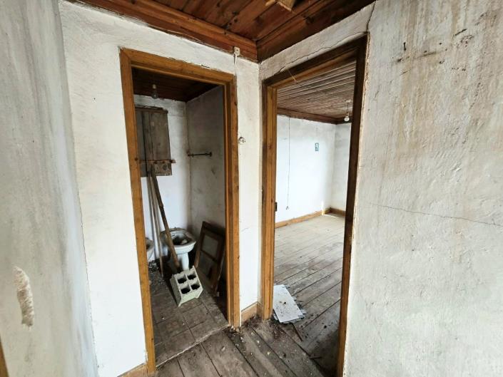 Image No.11-3 Bed Townhouse for sale
