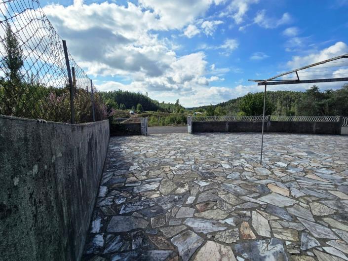 Image No.6-6 Bed House for sale