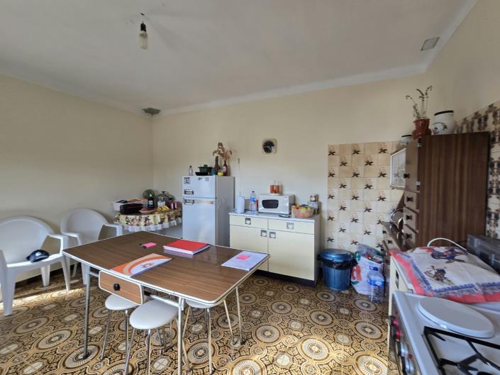 Image No.17-6 Bed House for sale