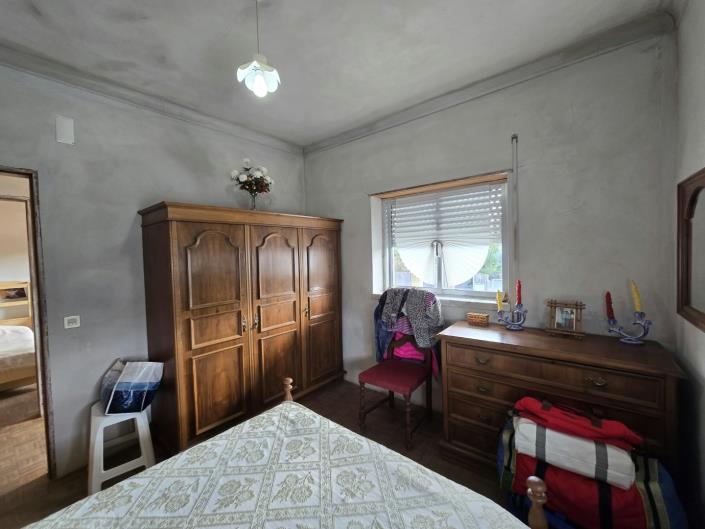 Image No.22-6 Bed House for sale