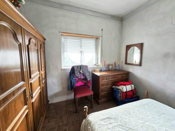 Image No.31-6 Bed House for sale