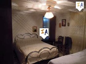 Image No.4-Ferme de 4 chambres à vendre à Mures