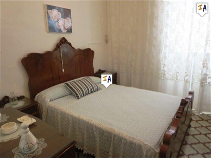 Image No.11-5 Bed House for sale