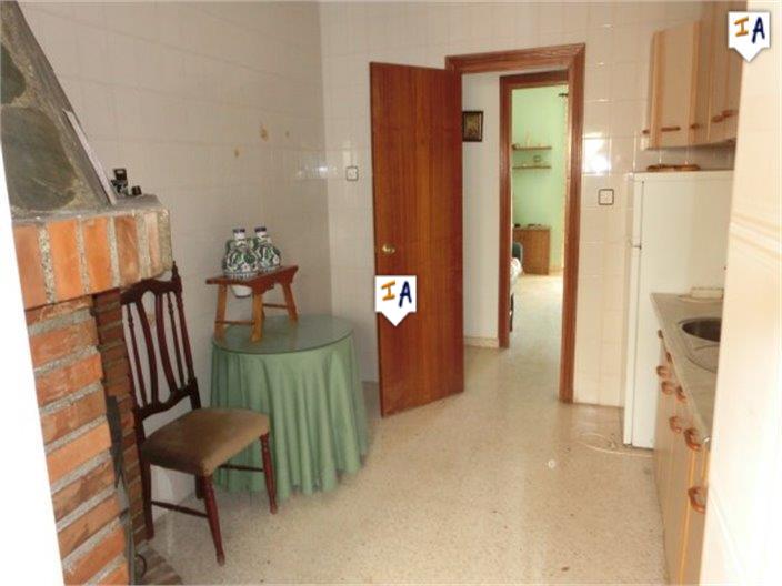 Image No.6-3 Bed House for sale