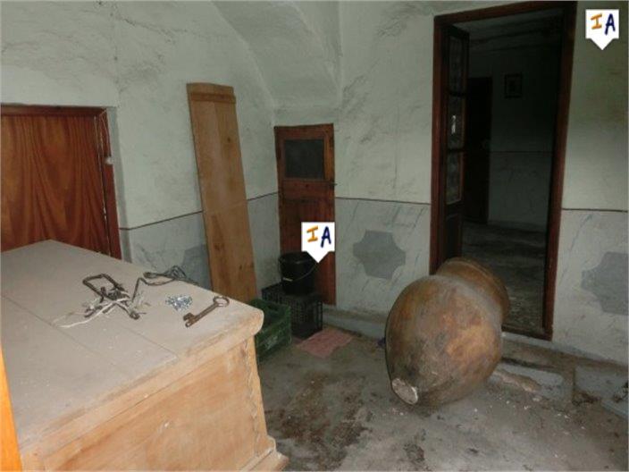 Image No.4-4 Bed House for sale