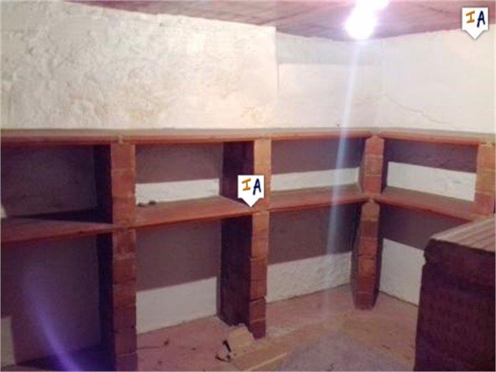 Image No.9-3 Bed House for sale