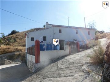 1 - Granada, Farmhouse