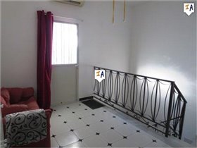 Image No.8-5 Bed House for sale