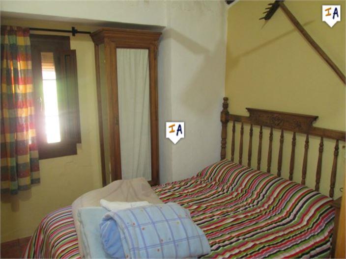 Image No.14-3 Bed Farmhouse for sale