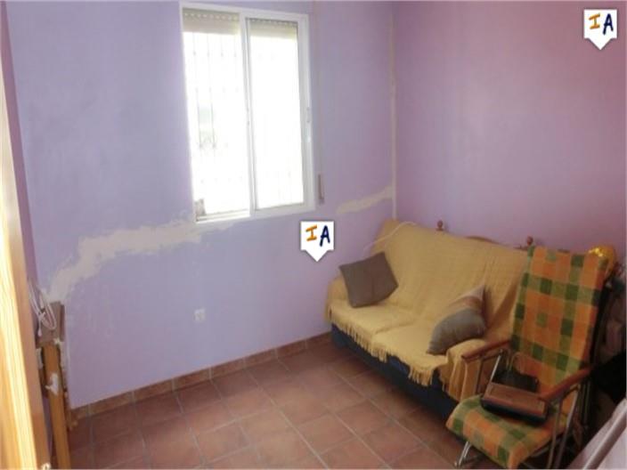 Image No.13-4 Bed House for sale