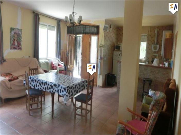 Image No.4-4 Bed House for sale